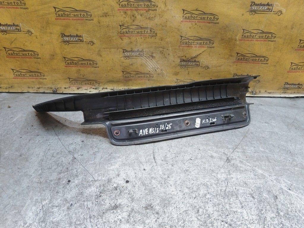 Накладка на порог B90A1M Toyota Avensis - Фото 4