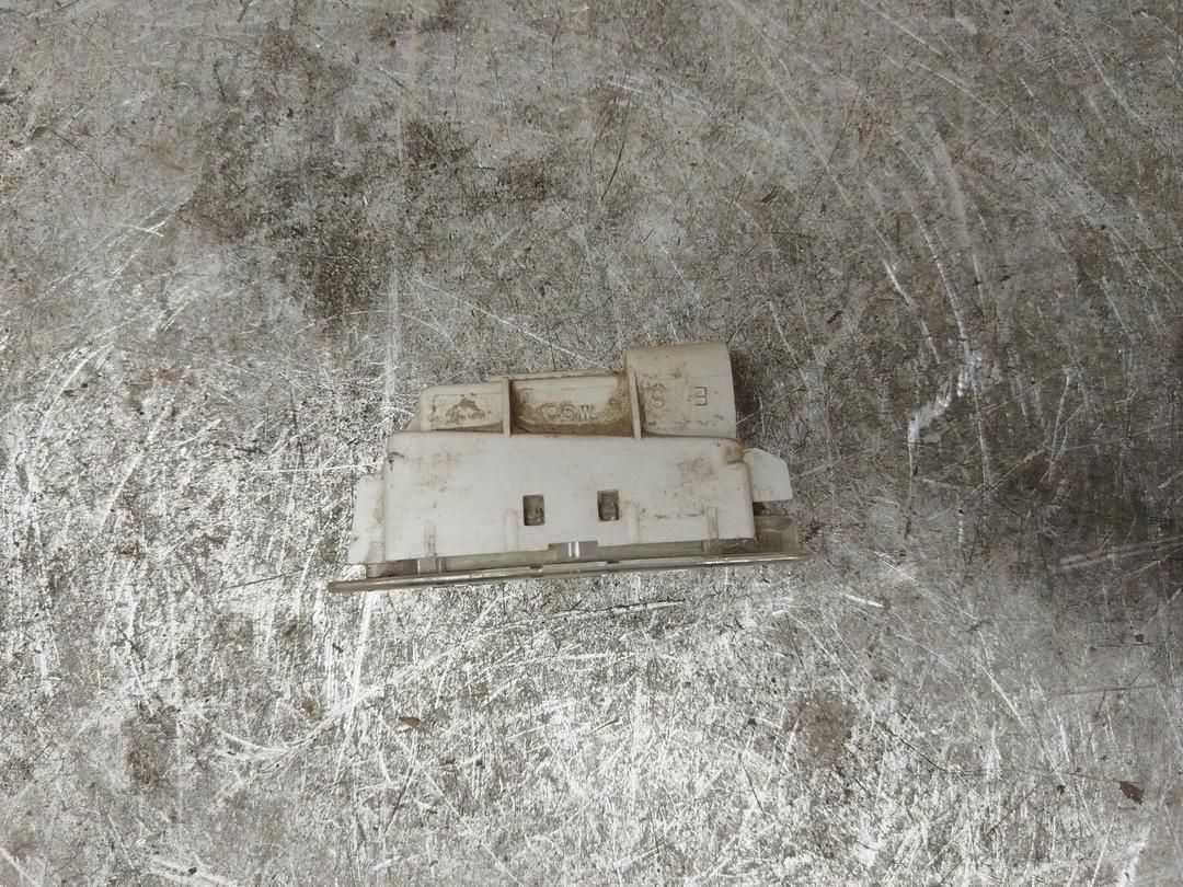 Подсветка номера M8HVDM Renault Megane купить