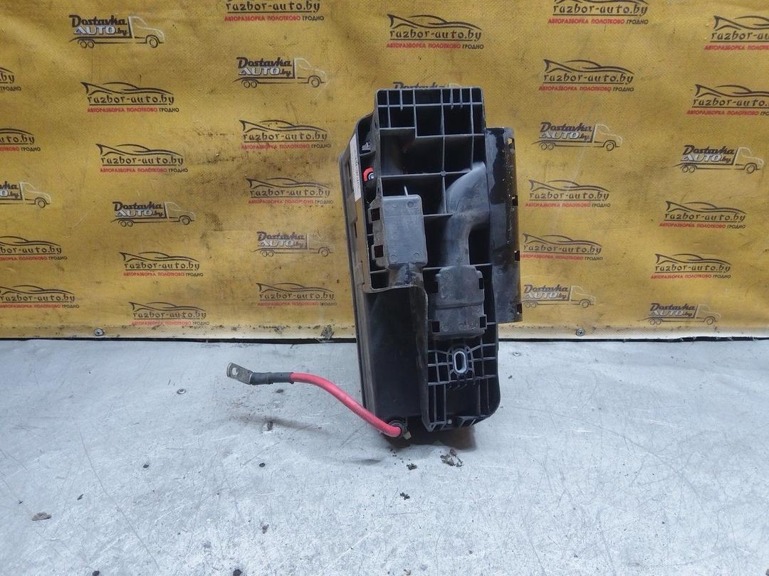 Блок предохранителей RH72N4 Opel Vectra купить с доставкой