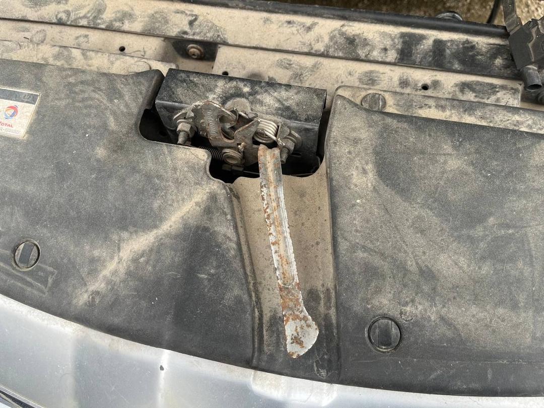 Замок капота 1TLD57 Citroen C4 Picasso