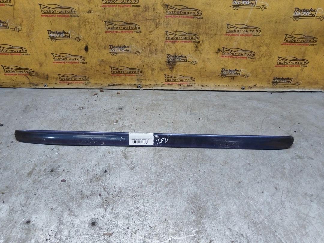 Накладка подсветки номера RG0JM4 Mercedes C W202 купить