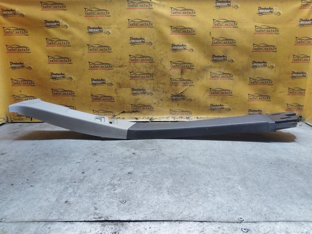 Обшивка стойки центральной левой R62B0J Opel Astra купить на авторазборке