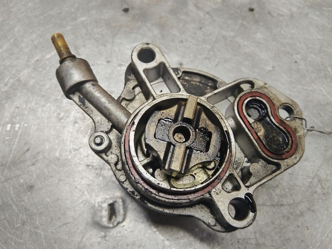 Насос вакуумный DE88QJ Peugeot 406 - Фото 2