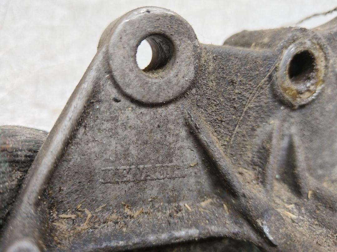 Кронштейн ECY01L Renault Laguna купить