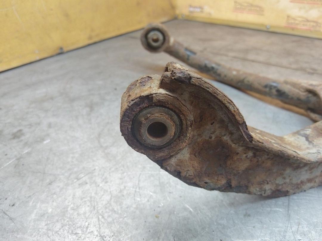 Рычаг задний правый R8PUPB Peugeot 607 - Фото 2