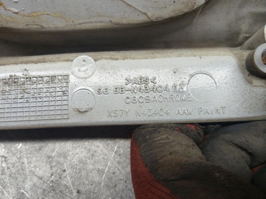 Накладка подсветки номера SN26DP Ford Mondeo - Фото 4