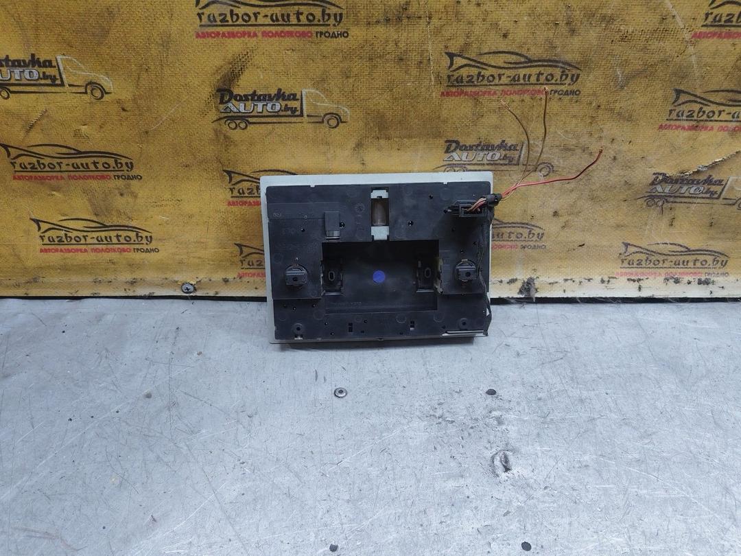 Фонарь салона (плафон) OUXXH8 Volkswagen Polo купить