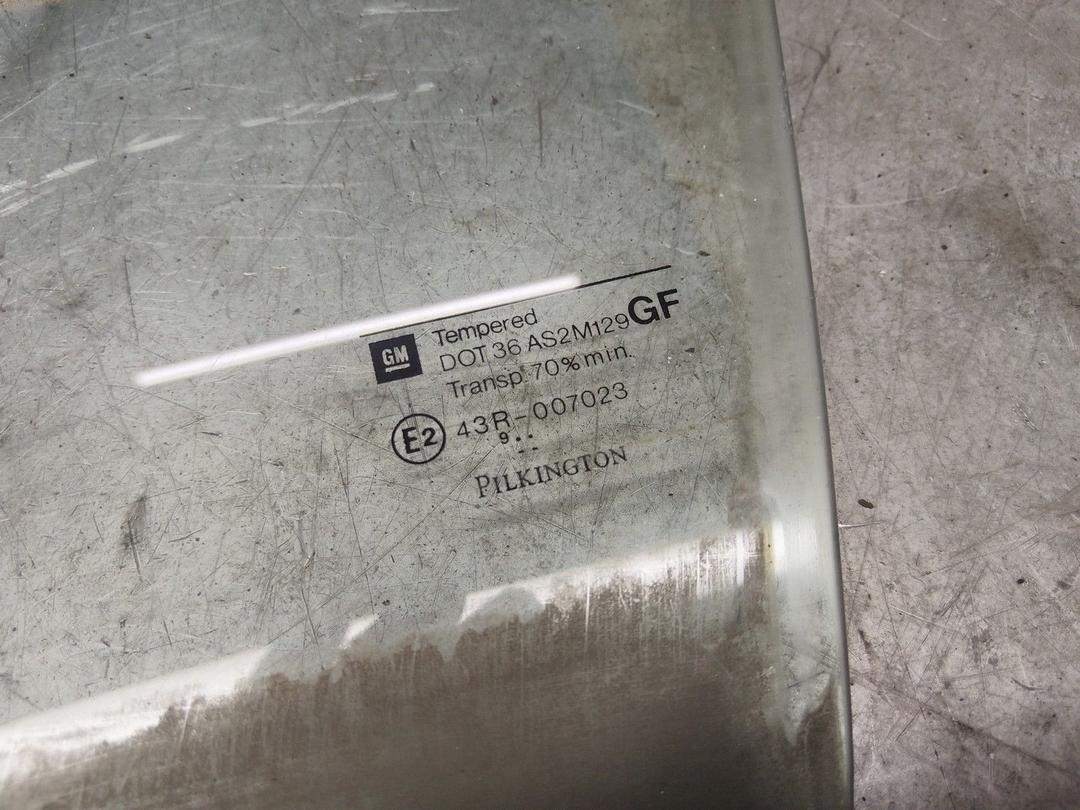 Стекло двери передней левой UKSDKR Opel Astra купить