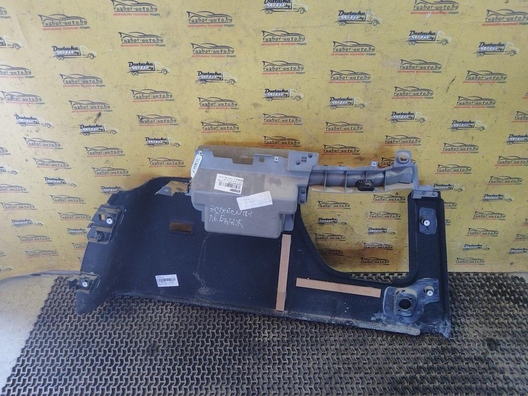Обшивка багажника 3COG39 Renault Espace купить в магазине запчастей бу