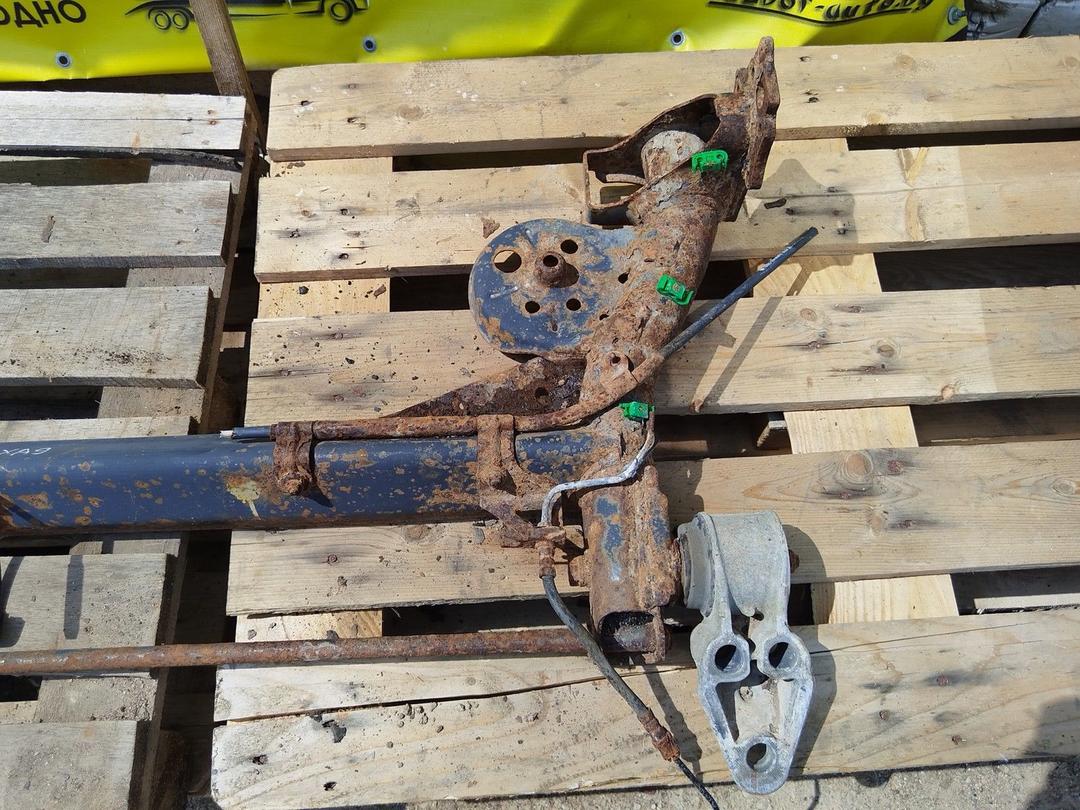 Балка подвески задняя AV3XA9 Volkswagen Passat undefined