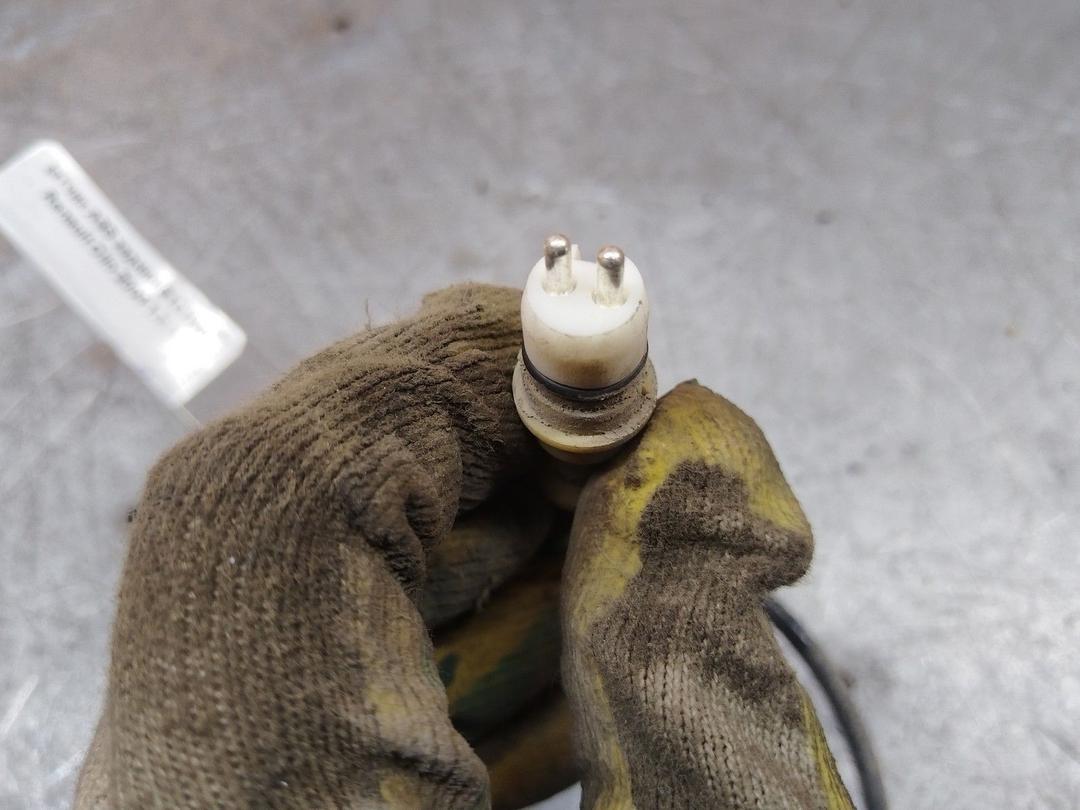 Датчик ABS задний E1Z1W8 Renault Clio купить