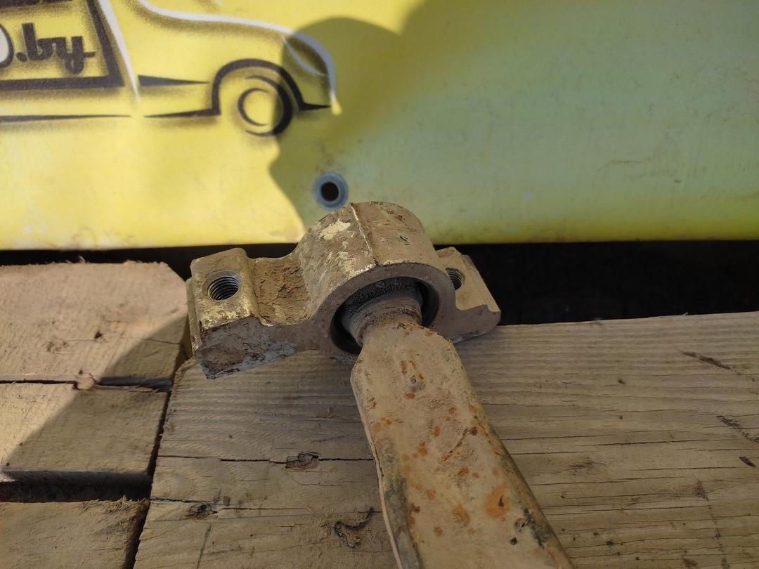 Рычаг передний левый UENJ3T Peugeot 406 купить в магазине запчастей бу