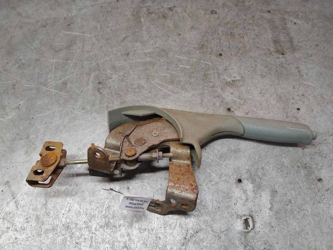 Рычаг ручного тормоза (ручника) RFCHA3 Toyota Yaris Verso купить