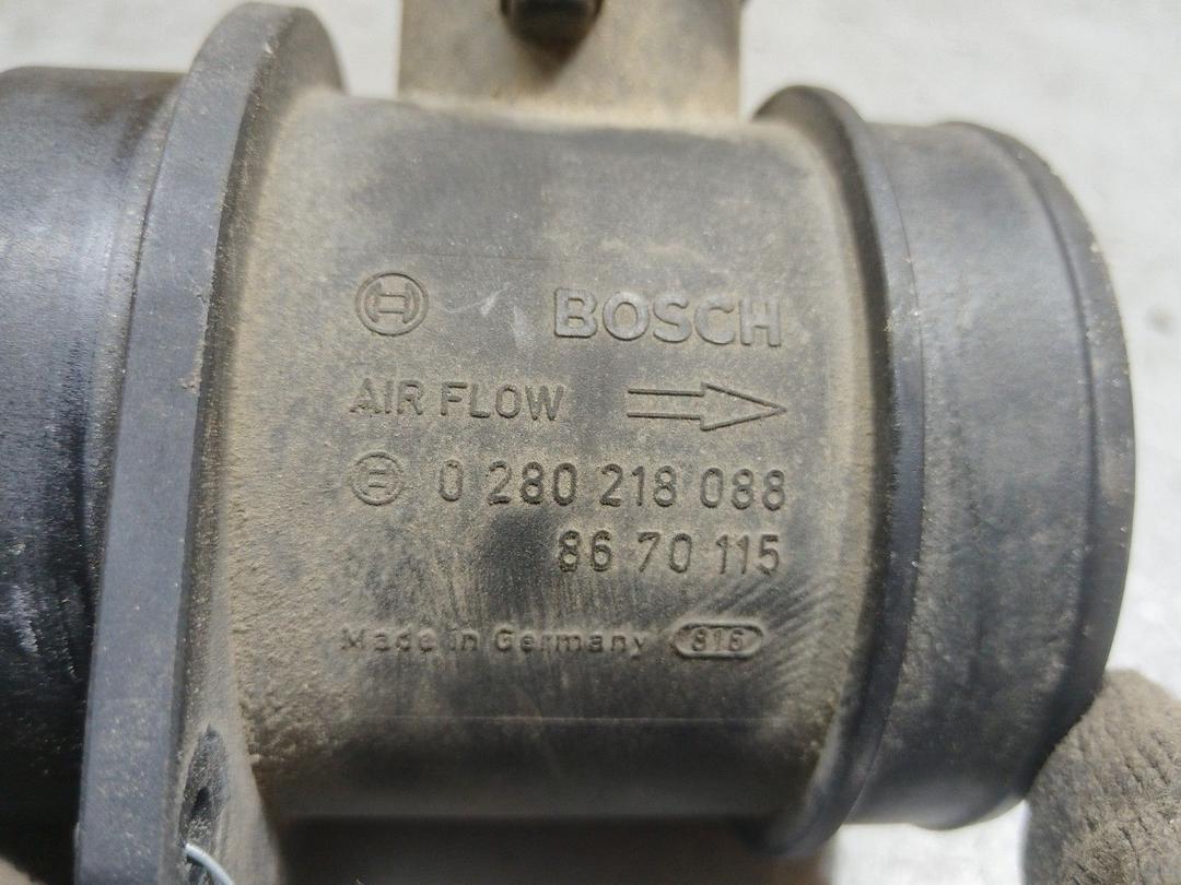 Расходомер воздуха F2824R Volvo S60 купить на авторазборке