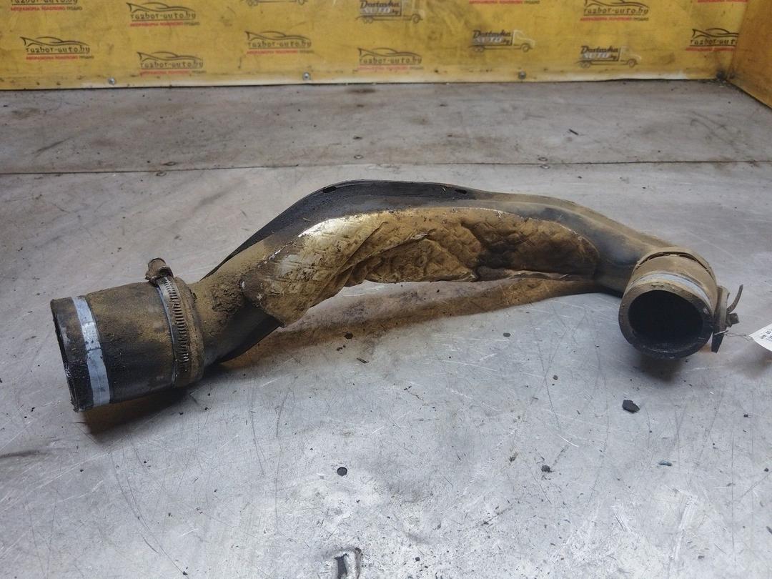 Патрубок интеркулера 5853H7 Peugeot Partner купить