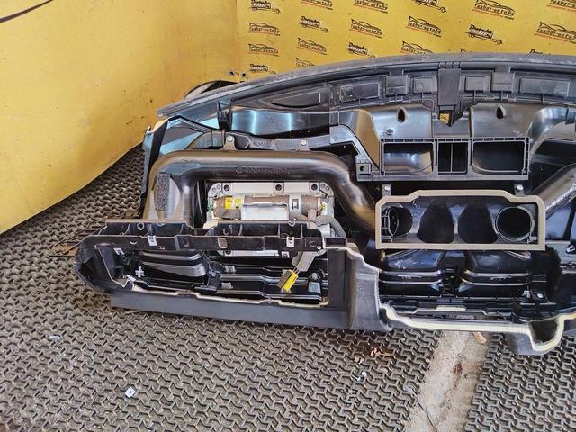 Панель передняя салона (торпедо) JGFYOZ Volvo XC70 undefined