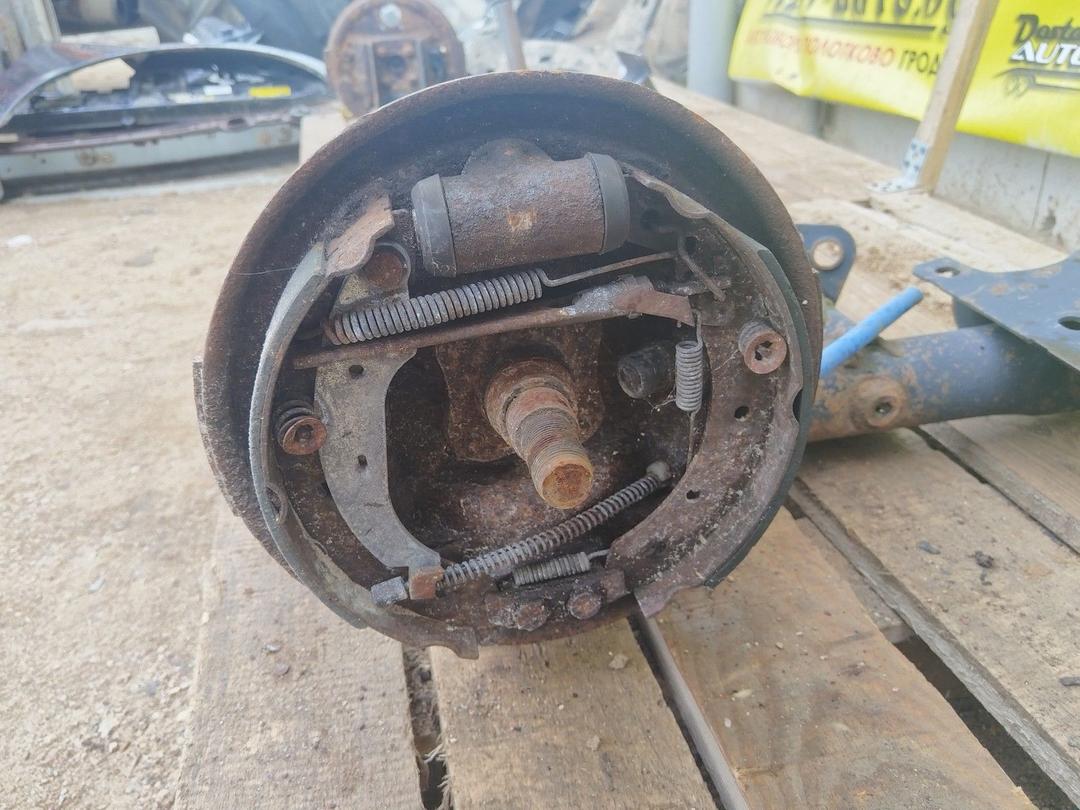 Балка подвески задняя XG6XJ8 Renault Clio undefined