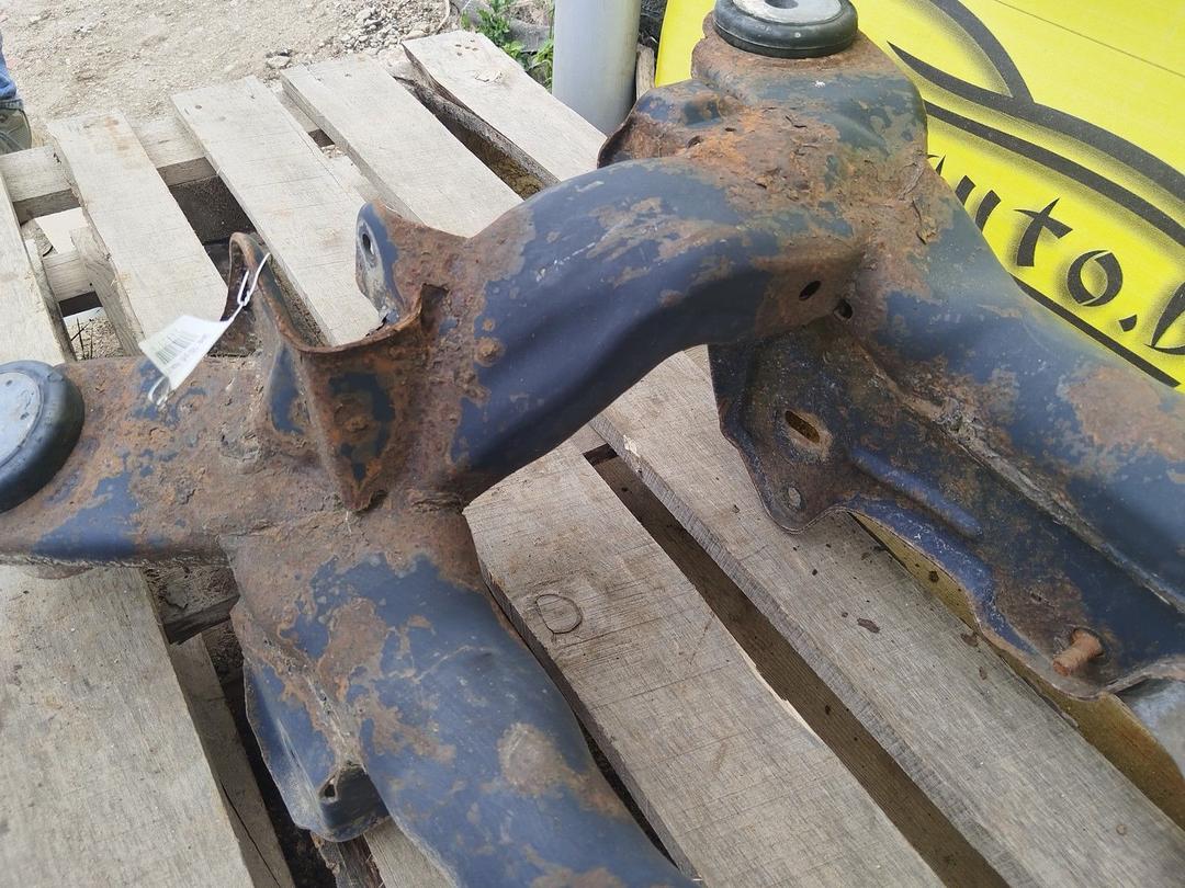 Балка подвески задняя 82HWK7 Audi A6 купить с доставкой. Огромный выбор запчастей и марок авто. У нас есть практически все.