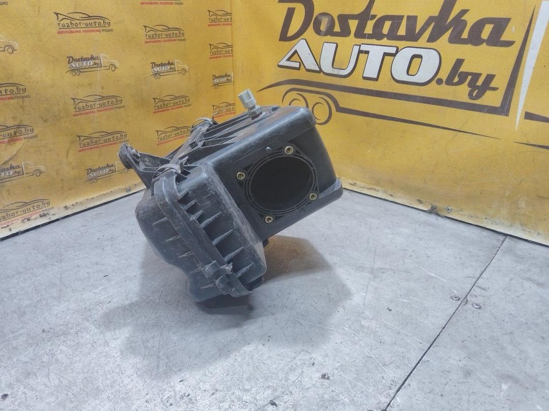 Корпус воздушного фильтра PNKKJ3 Mazda 626 купить