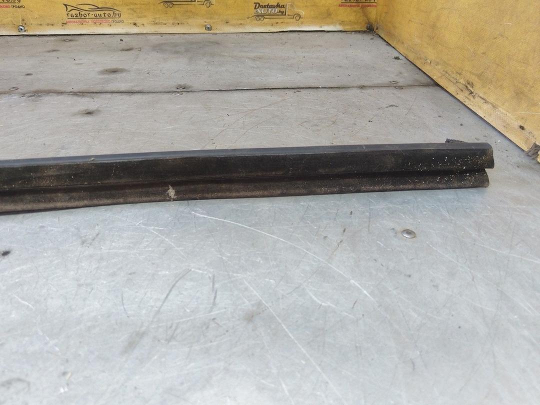 Молдинг стекла двери задней левой внутренний WX75JL Ford Fusion купить в магазине запчастей бу