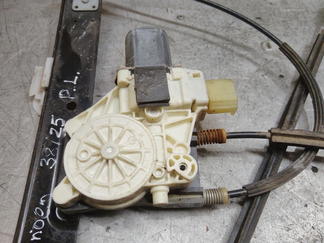 Стеклоподъемник электрический передний левый GQMKB8 Ford Mondeo купить с доставкой