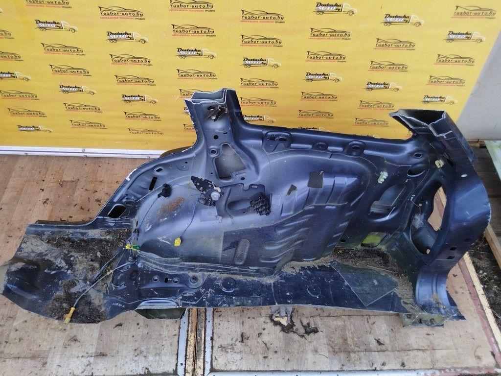 Крыло заднее правое 6H0Y0B Renault Laguna undefined