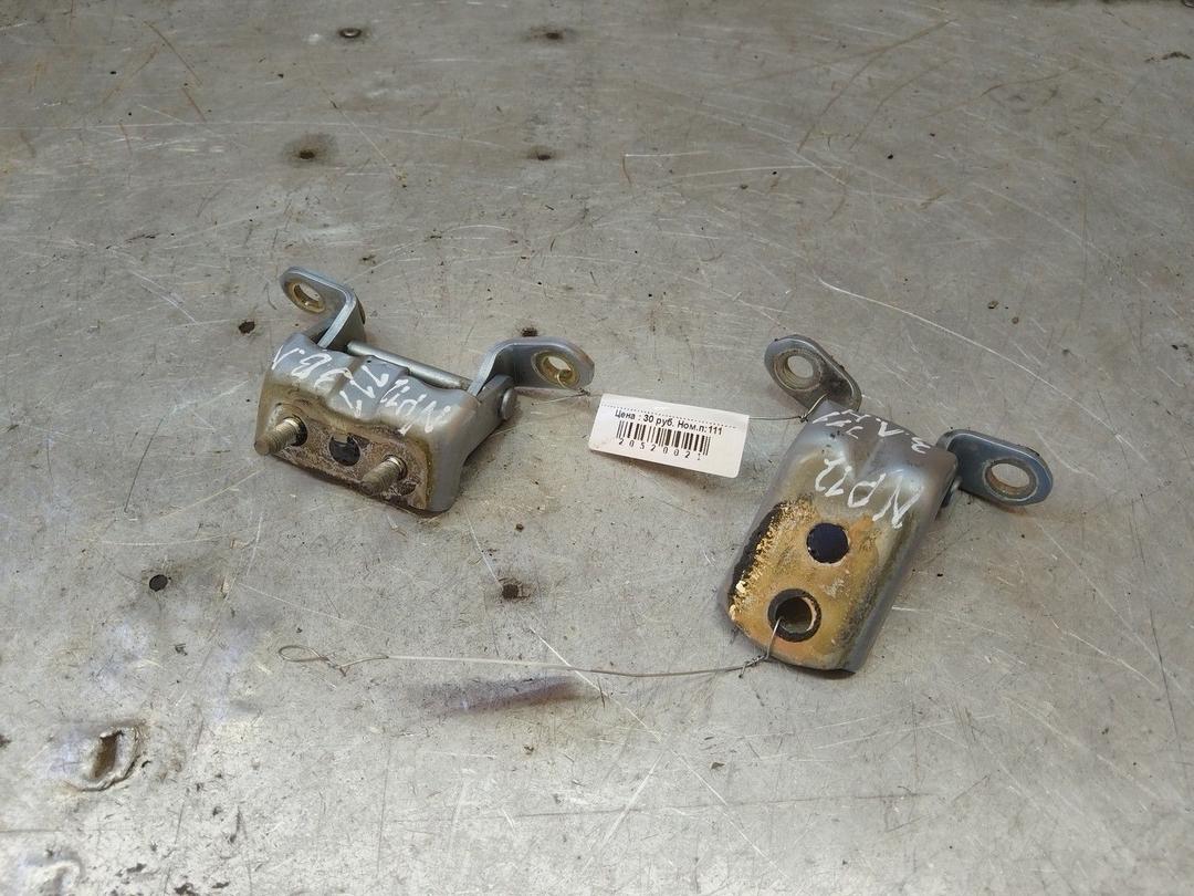 Петля двери задней левой I66LXM Nissan Primera