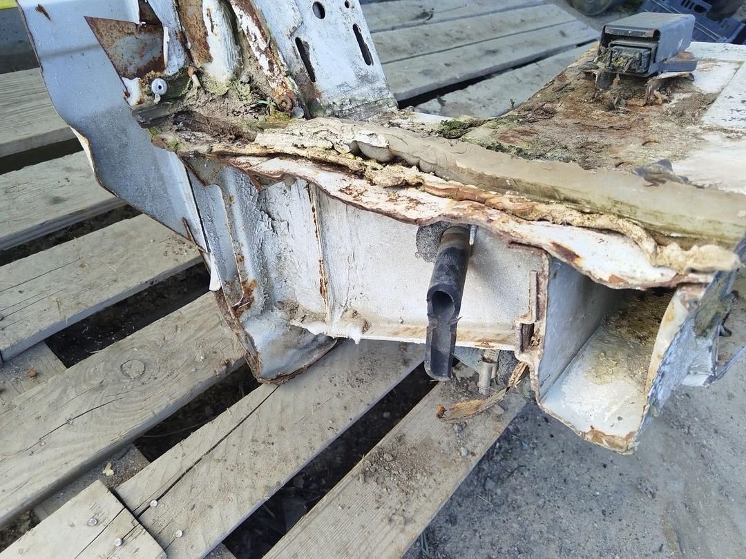 Стойка кузовная центральная левая 3WAGQ6 Mercedes Sprinter - Фото 7