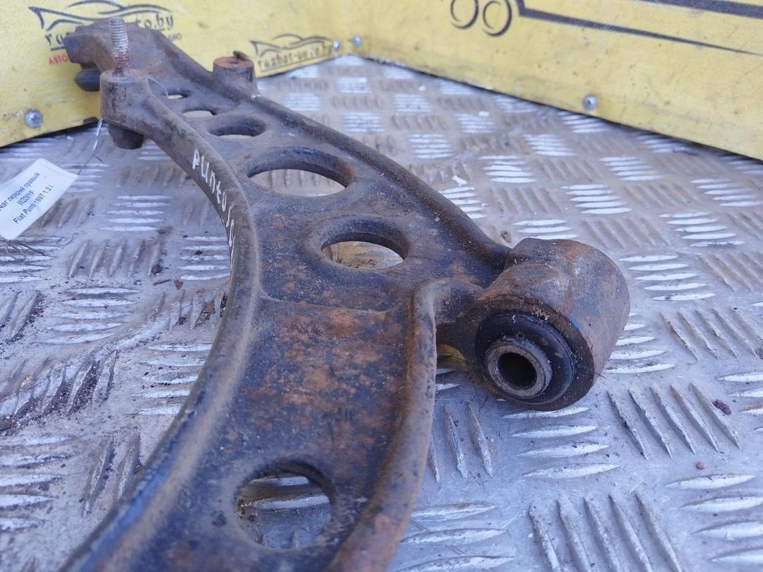 Рычаг передний правый WZCWYF Fiat Punto undefined