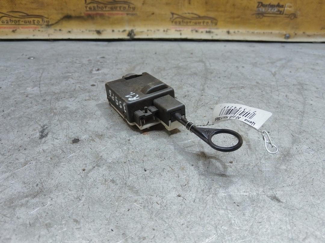 Активатор замка крышки топливного бака 9P4UF7 Renault Laguna купить с доставкой
