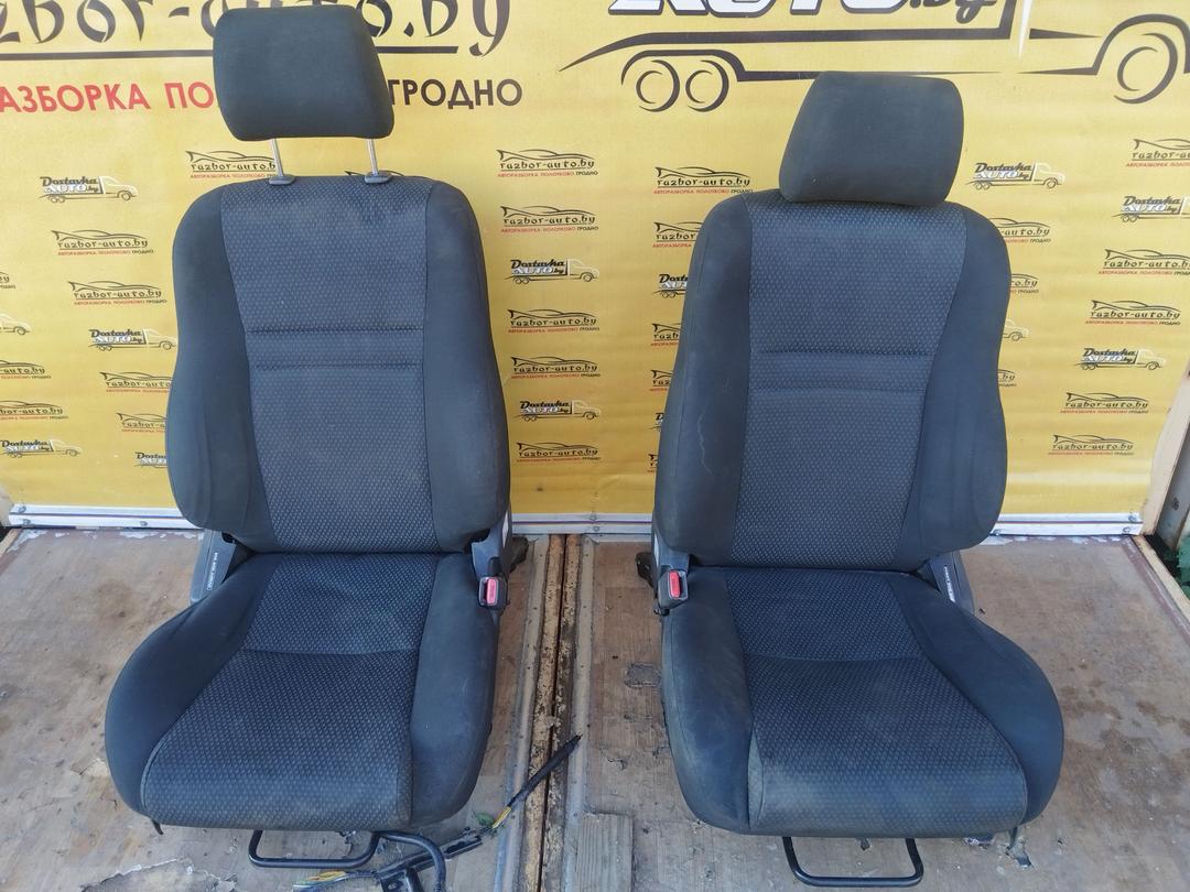 Салон (комплект сидений) C3TK9Z Toyota Avensis