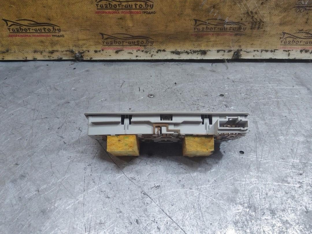 Фонарь салона (плафон) YRNP64 Renault Laguna - Фото 2