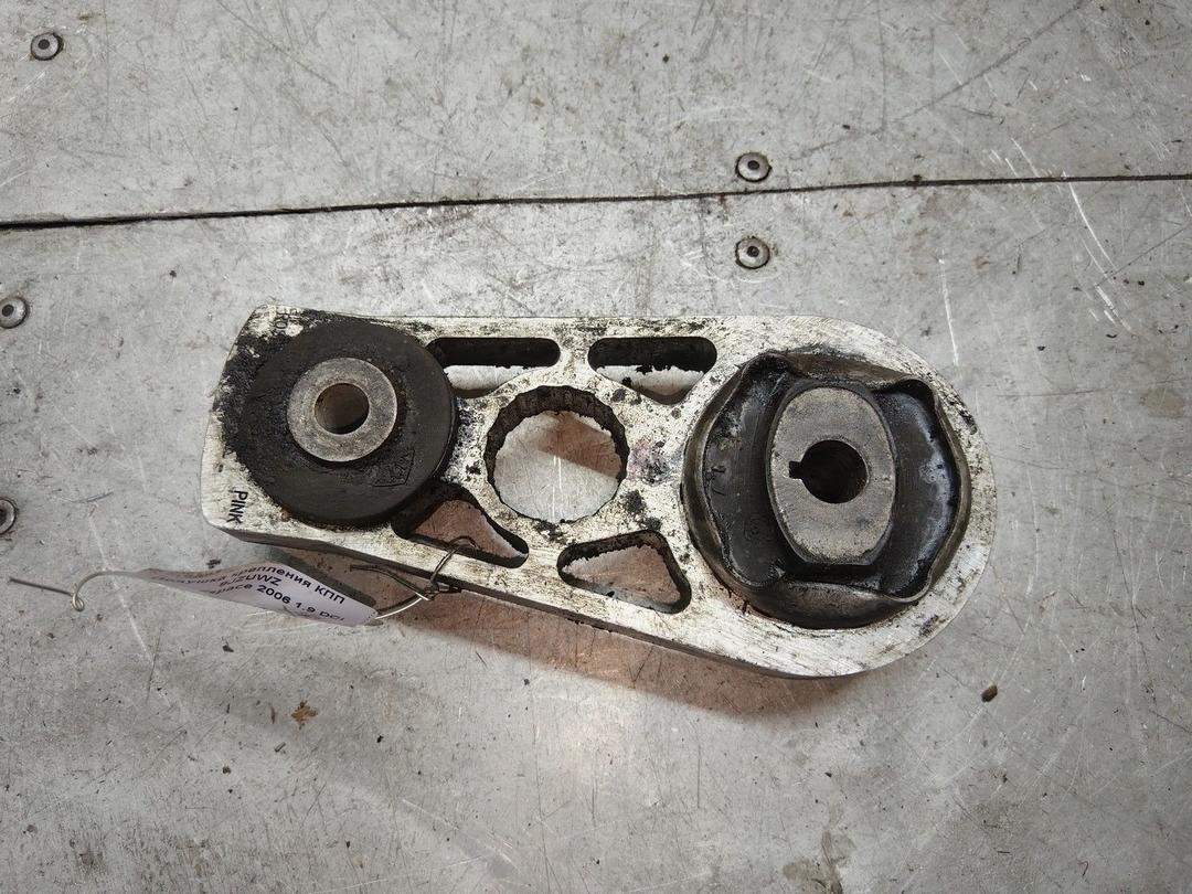 Подушка крепления КПП 9JZUWZ Renault Espace