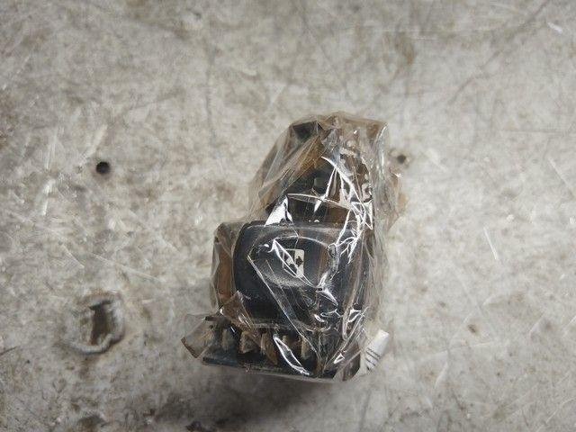 Блок управления стеклоподъемниками 7PO0UH Renault Clio