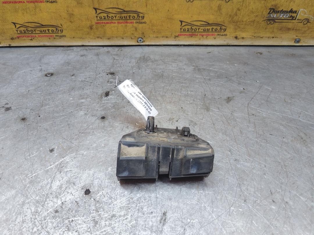 Кронштейн крепления бампера заднего 5EKRA6 Toyota Avensis