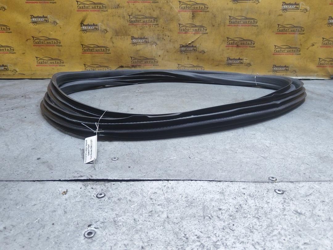 Уплотнитель двери передней правой F73OK7 Ford Mondeo - Фото 3