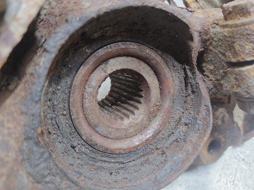 Кулак поворотный правый AWJ50A Volkswagen Passat - Фото 5