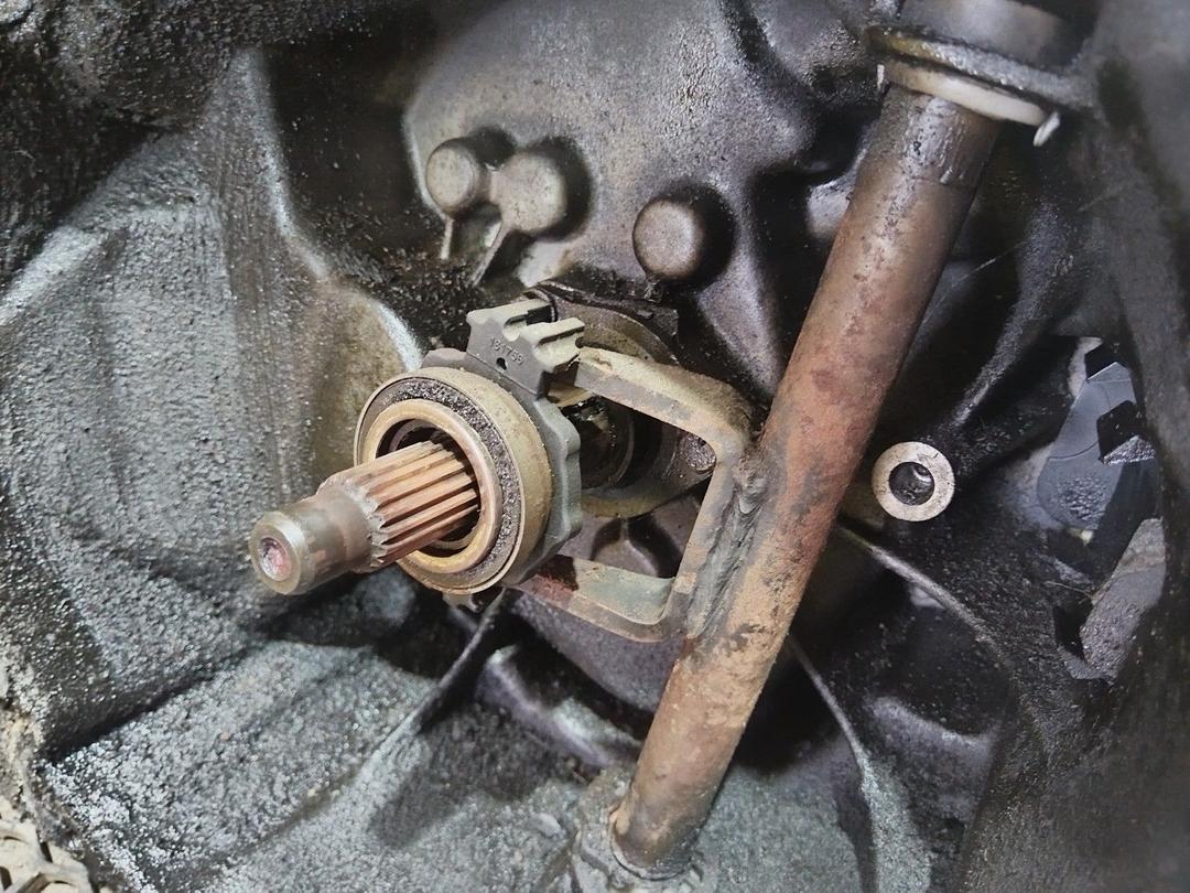 КПП механическая (МКПП) 5-ступенчатая XCPTWW Peugeot 405 купить с доставкой