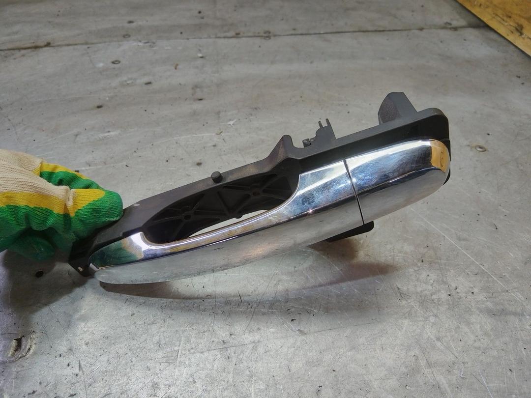 Ручка наружная задняя левая V6N1WU Kia Sorento купить