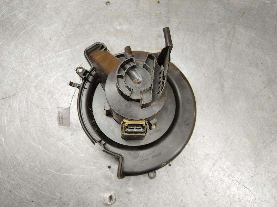 Моторчик печки FG30T0 Opel Astra купить с доставкой