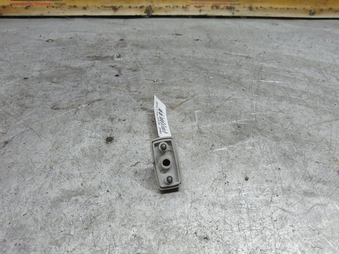 Крепление (крючок) солнцезащитного козырька 3IFG5H Seat Toledo купить с доставкой