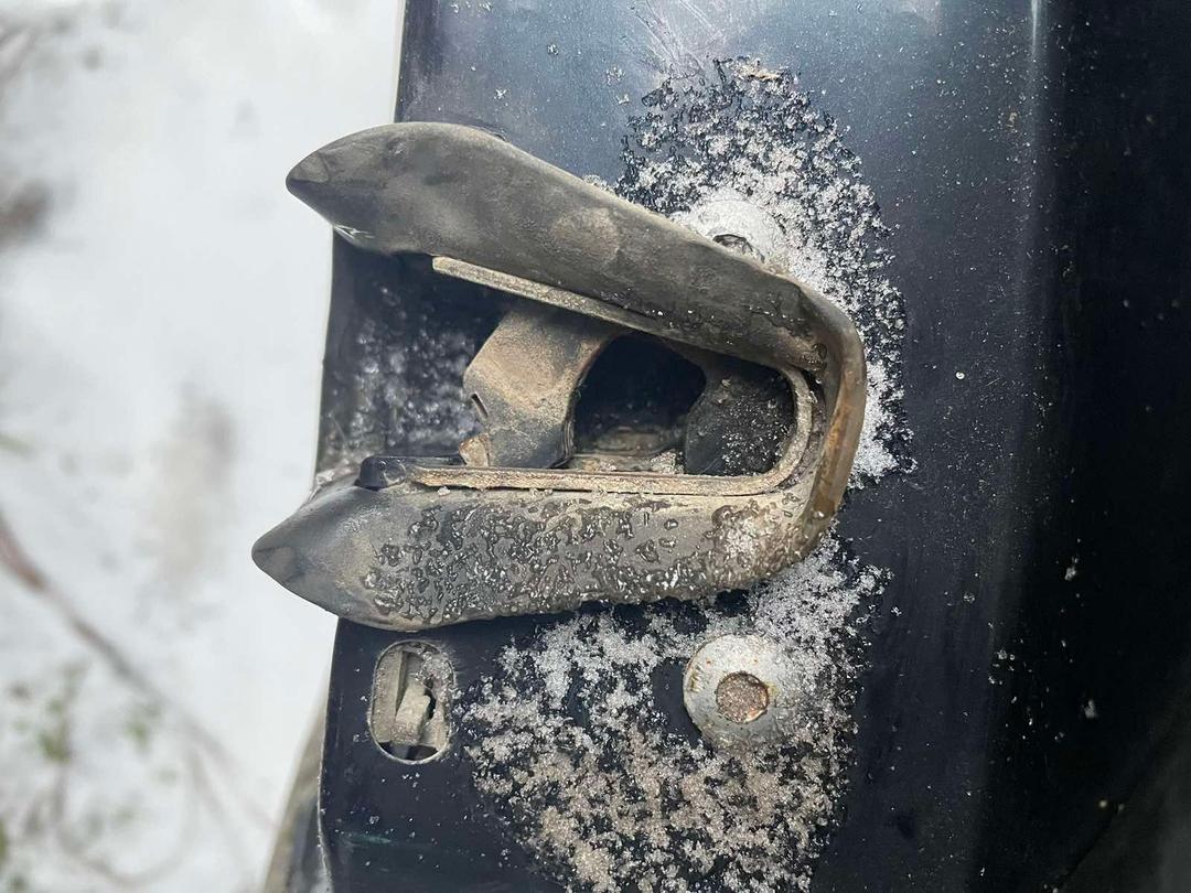 Замок двери задней правой PCNI47 Audi A6