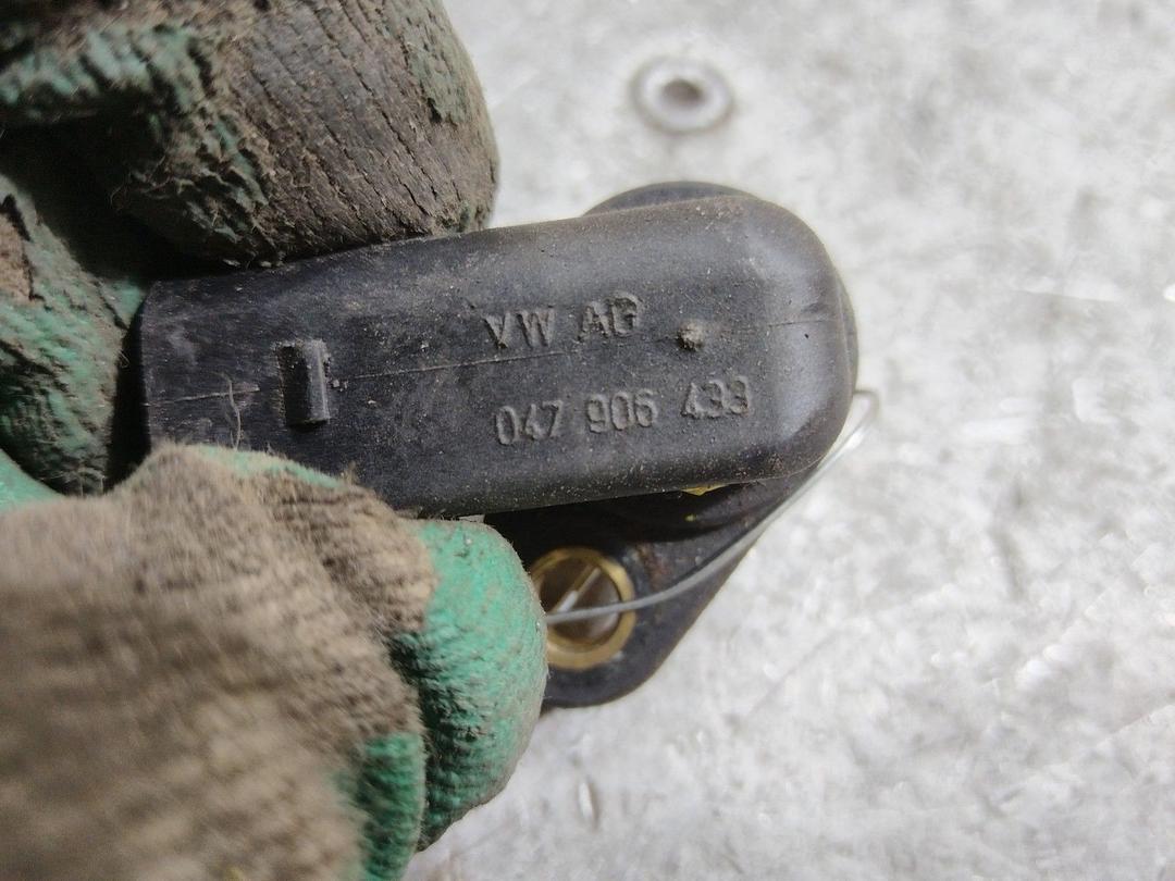 Датчик коленвала Q99NC6 Skoda Fabia купить в магазине запчастей бу