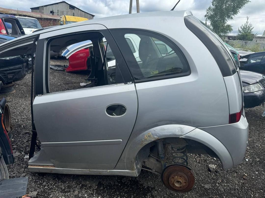 Дверь задняя левая PGFBSM Opel Meriva