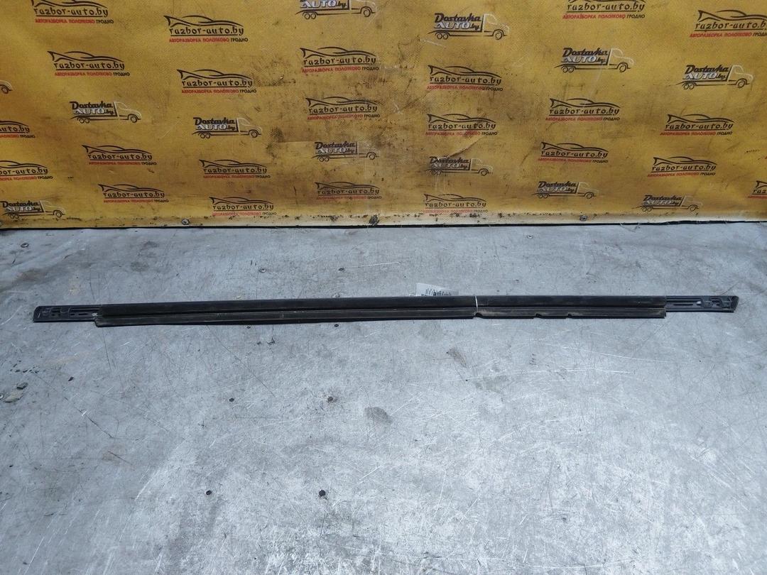 Молдинг стекла двери передней правой наружный 8CRW8I Opel Zafira купить