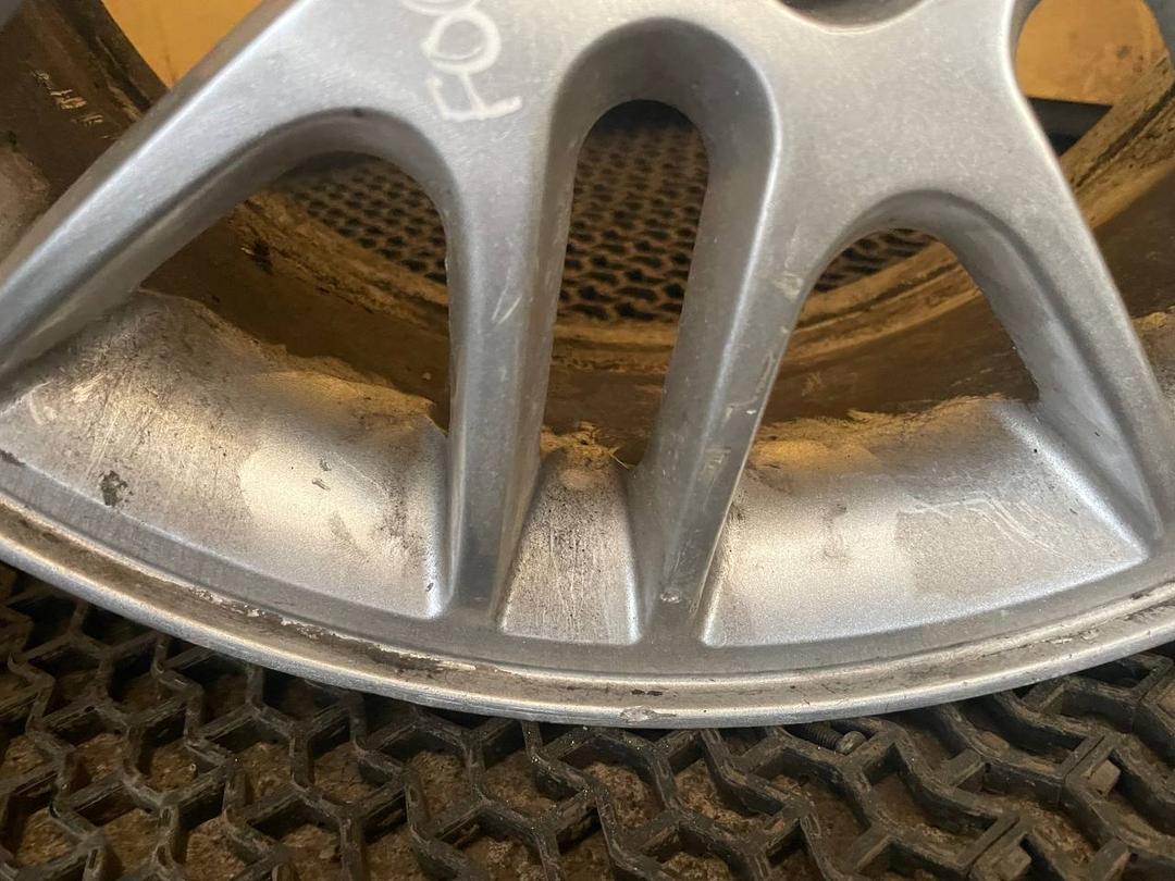 Диск литой R15, 4x108 Ford Focus 1999 TU88F9 TU88F9 Ford Focus undefined