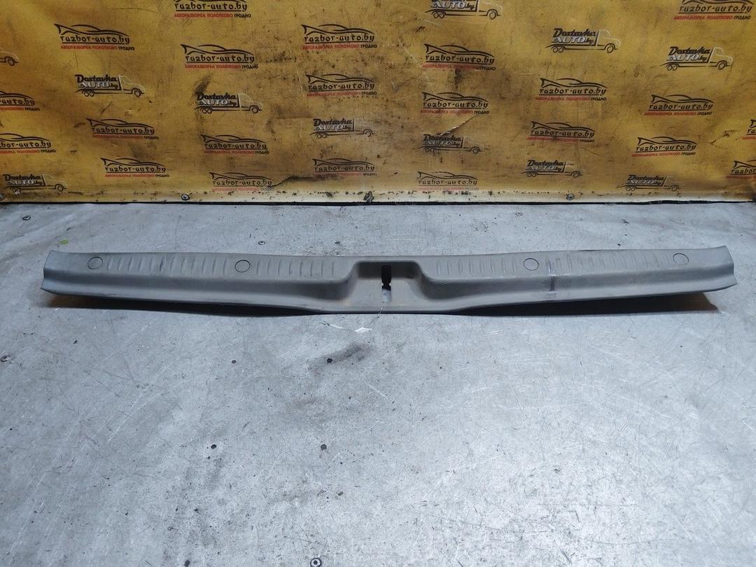 Накладка замка багажника W2WI5I Renault Scenic купить
