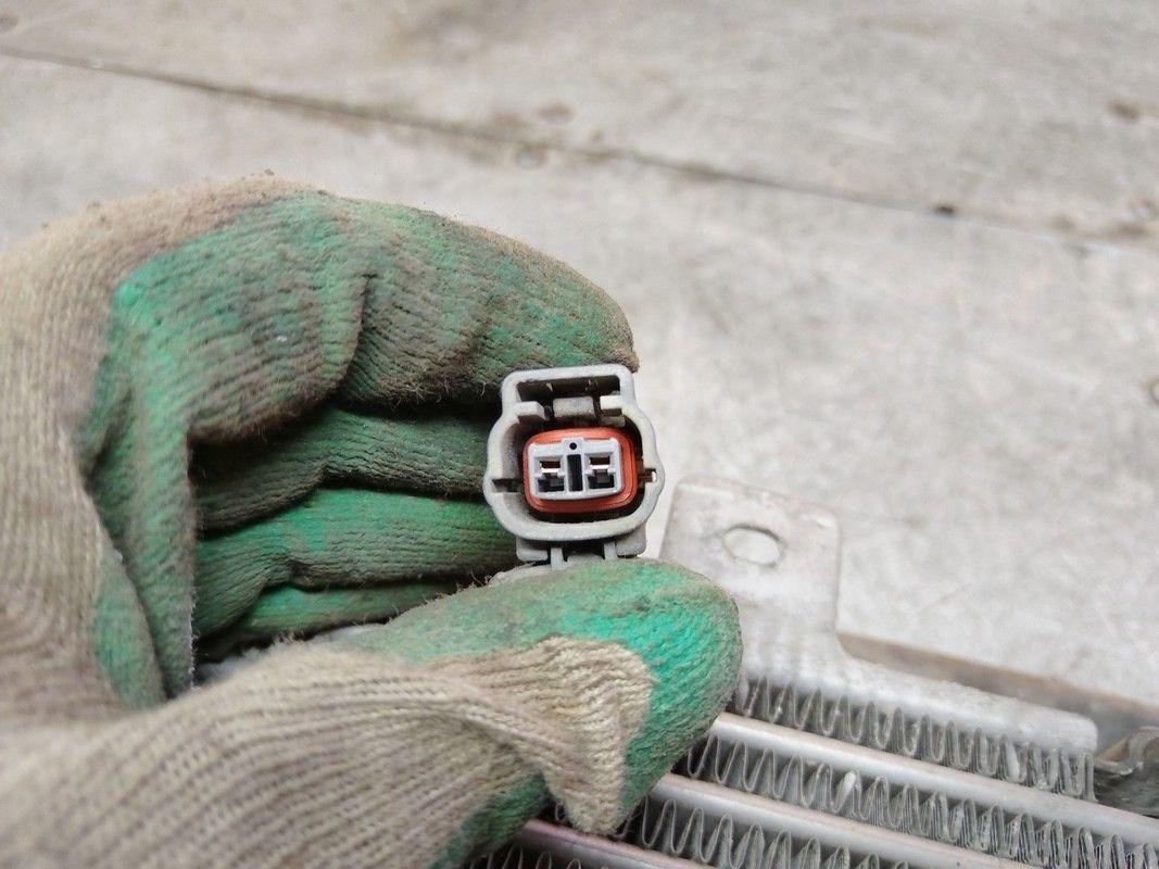 Интеркулер 6BGVD6 Mazda Premacy купить на авторазборке