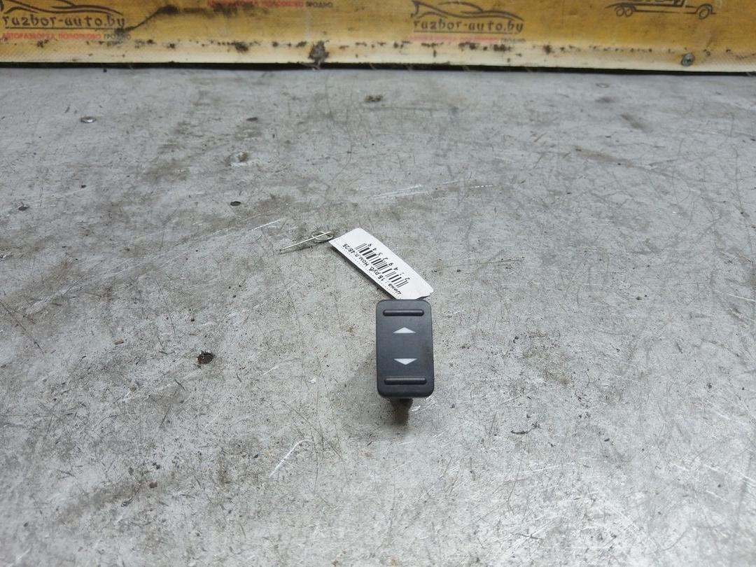 Кнопка стеклоподъемника заднего левого LIXL7N Ford Galaxy