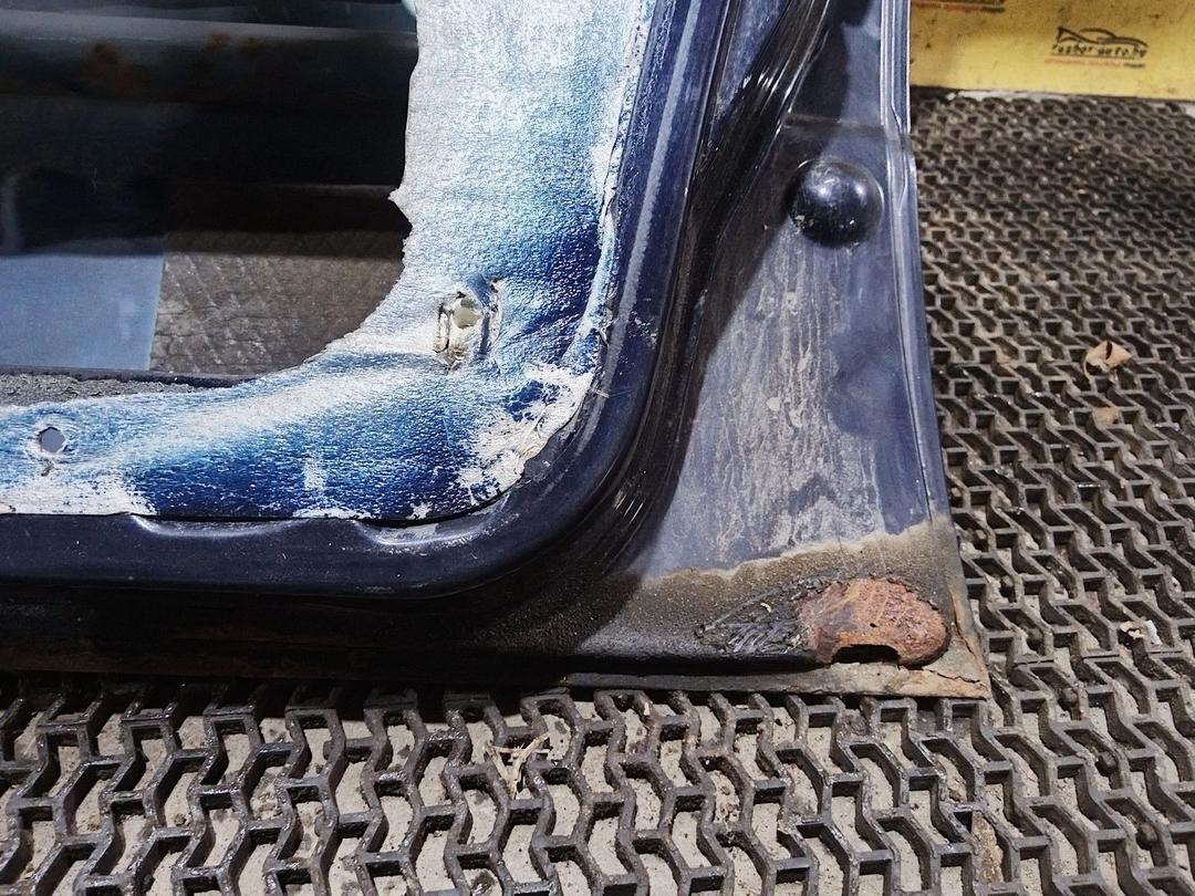 Дверь передняя правая ON8ZU5 Peugeot 405 undefined